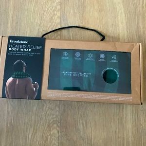 BROOKSTONE Heated Relief Body Wrap